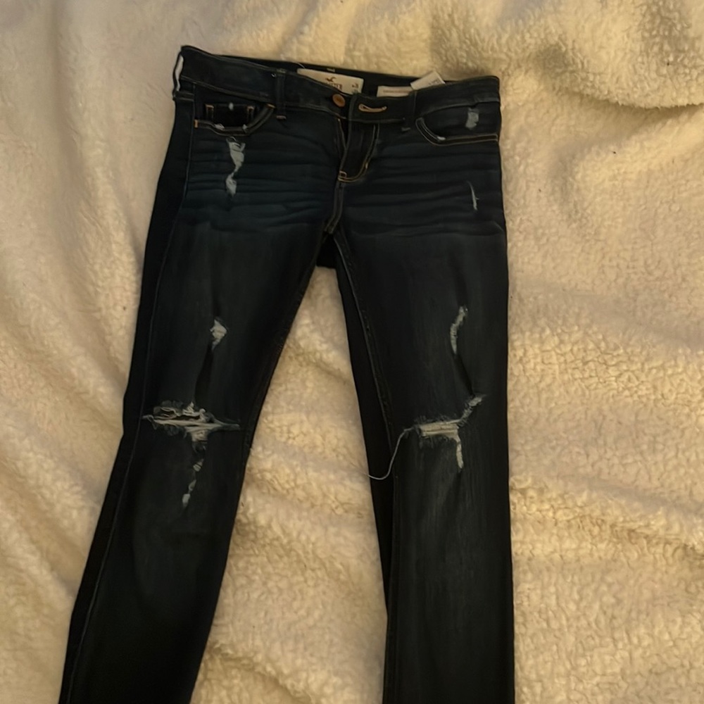size 3 low rise super skinny hollister jeans